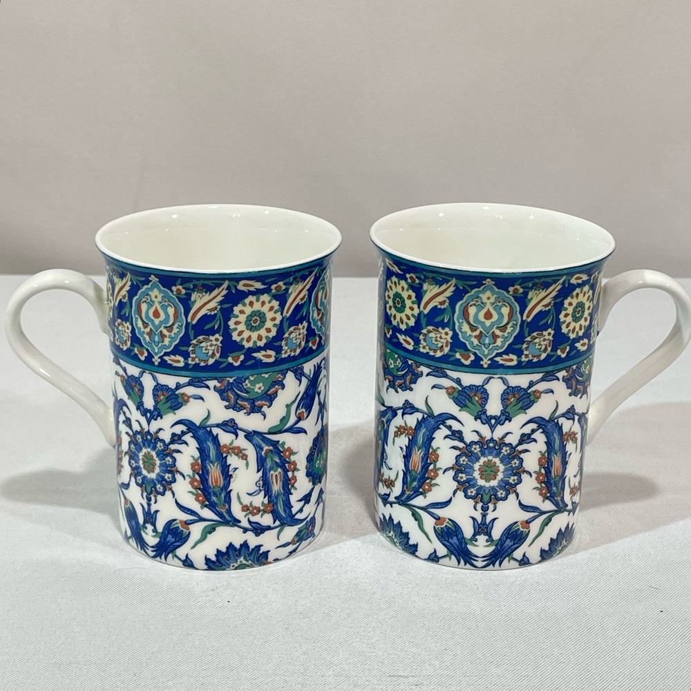Stechcol Gracie Bone China Mugs Blue Jacobean Floral Pair